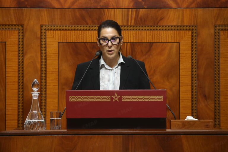الصحراء المغربية تظل في مقدمة القضايا الوطنية والحكومة ستواصل الدفاع عن سيادة المملكة ووحدتها الترابية (رئيسة الحكومة)