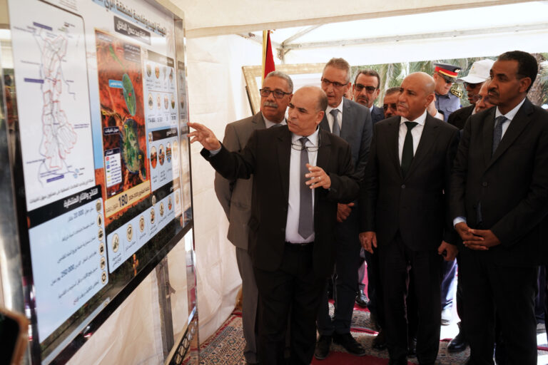 الرشيدية.. الوكالة الوطنية لتنمية مناطق الواحات وشجر الأركان تطلق عدة مشاريع خدمة لاستدامة المنظومات الواحية